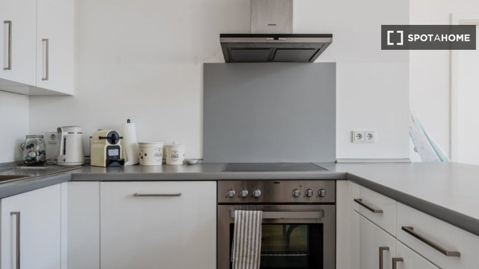 Apartment Berlin, 1 bed, 67m² — photo 3