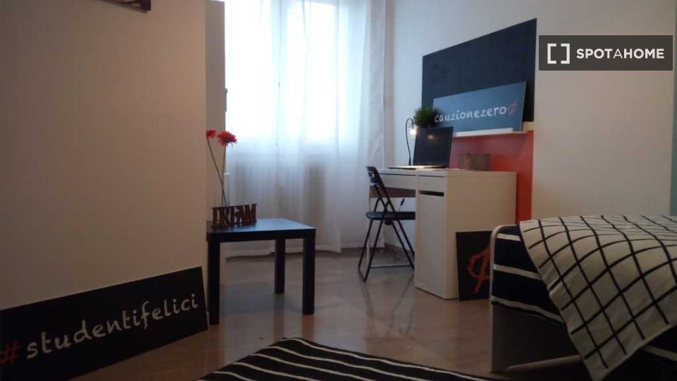 Double room Brescia, 6 beds — photo 12