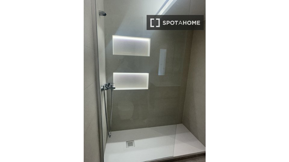 Apartment Barcelona, 2 beds, 60m² — photo 26