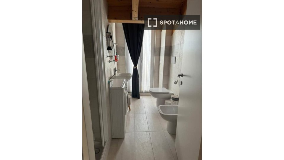 Apartment Milan, 1 bed, 60m² — photo 2