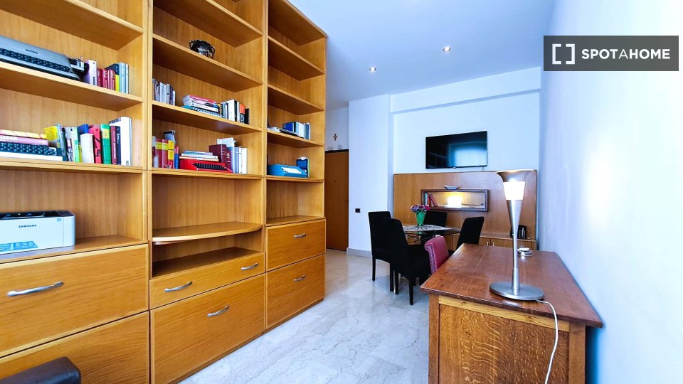 Apartment Rome, 1 bed, 70m² — photo 11