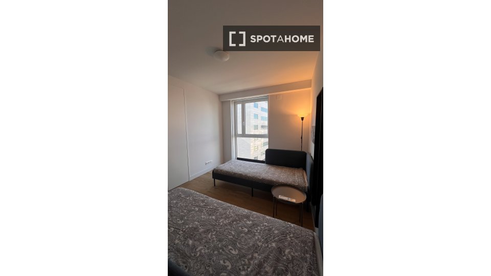Apartment Lisbon, 2 beds, 108m² — photo 1