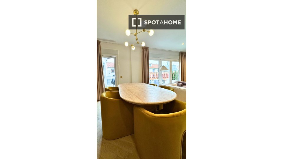 Apartment Madrid, 2 beds, 168m² — photo 9