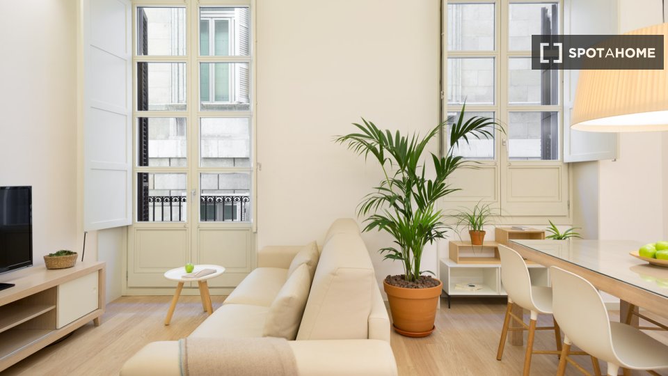 Apartment Barcelona, 2 beds, 57m² — photo 12
