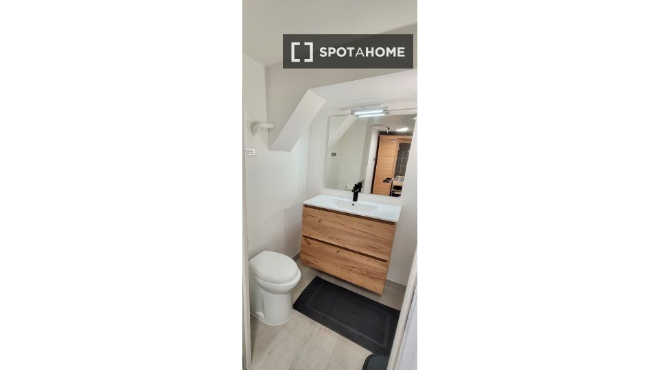 Apartment Marseille, 4 beds — photo 19