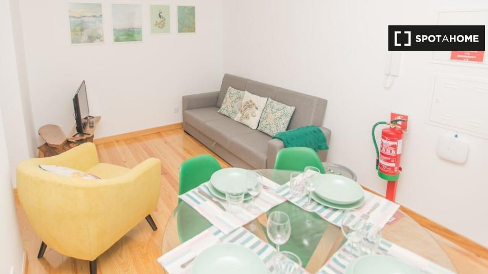 Apartment Lisbon, 2 beds — photo 8