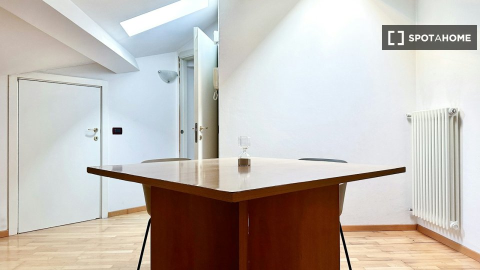 Double room Trento, 3 beds — photo 9