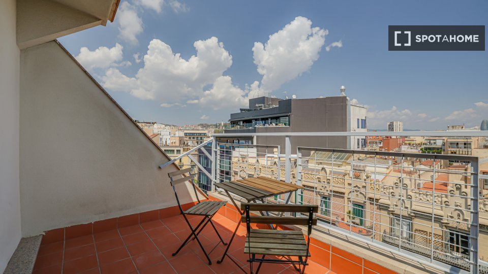 Double room Barcelona, 17 beds, 550m² — photo 8