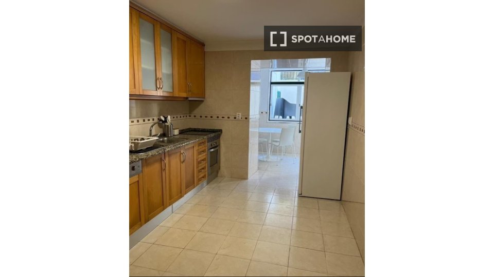 Double room Lisbon, 6 beds, 150m² — photo 4