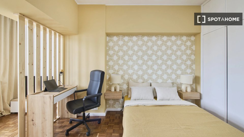 Double room Lisbon, 9 beds — photo 9