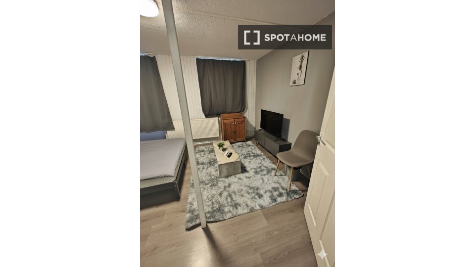 Double room Budapest, 2 beds, 55m² — photo 6