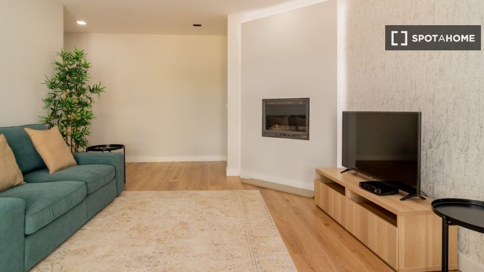 Apartment Lisbon, 3 beds — photo 3