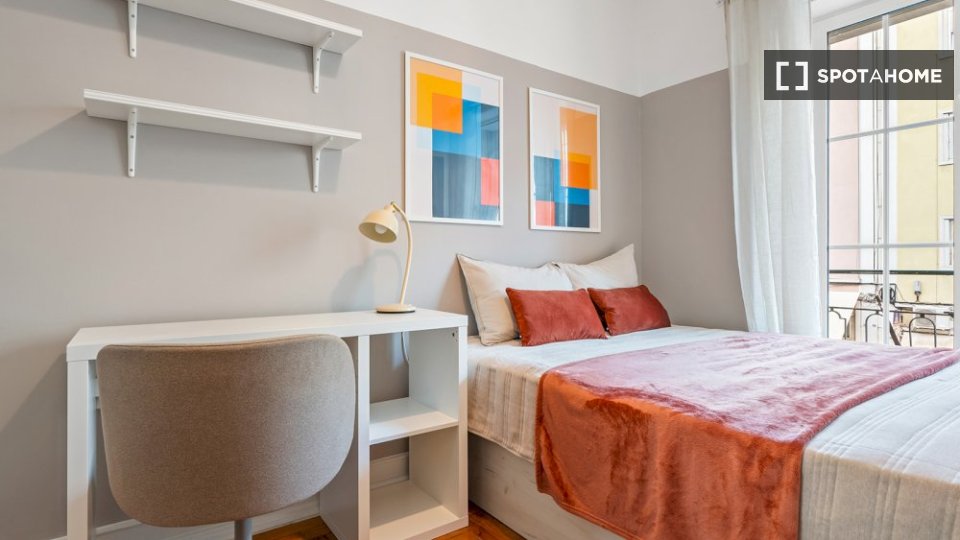 Double room Lisbon, 5 beds — photo 11