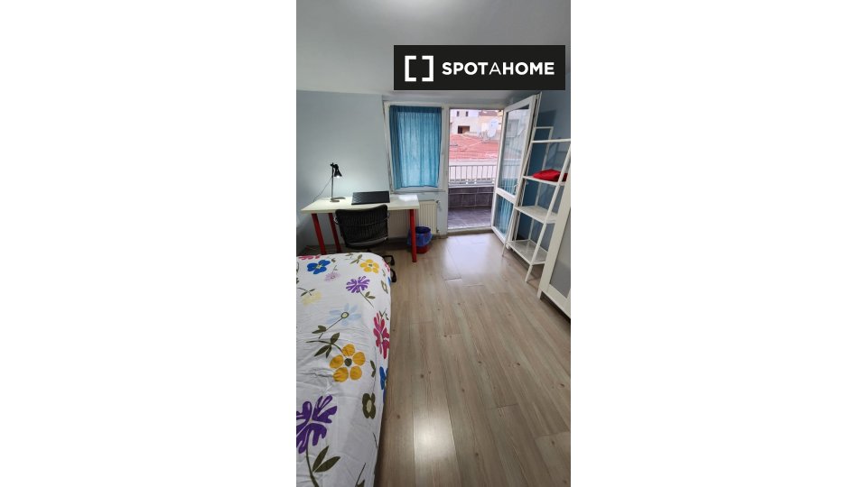 Double room Istanbul, 4 beds — photo 9