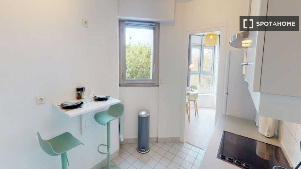 Double room Paris, 4 beds, 80m² — photo 8