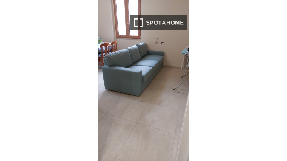 Double room Rome, 2 beds, 90m² — photo 4