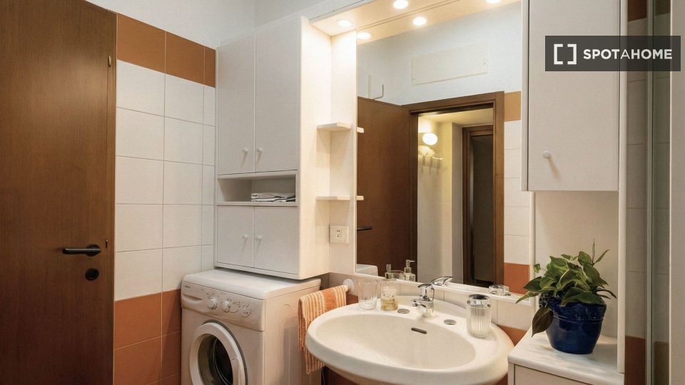 Apartment Milan, 1 bed, 48m² — photo 18