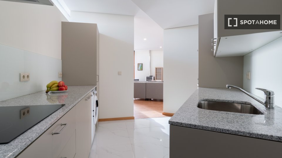 Apartment Porto, 2 beds, 55m² — photo 11