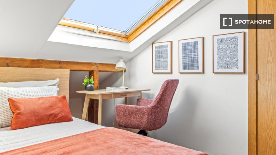 Double room Lisbon, 8 beds — photo 13