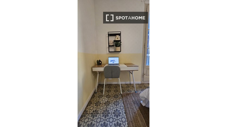 Double room Barcelona, 4 beds, 100m² — photo 39