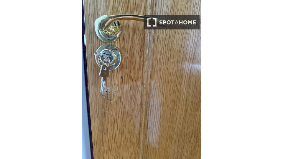 Double room Madrid, 2 beds, 75m² — photo 7