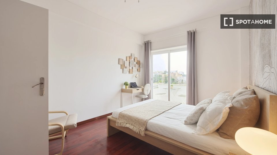 Double room Lisbon, 7 beds — photo 11