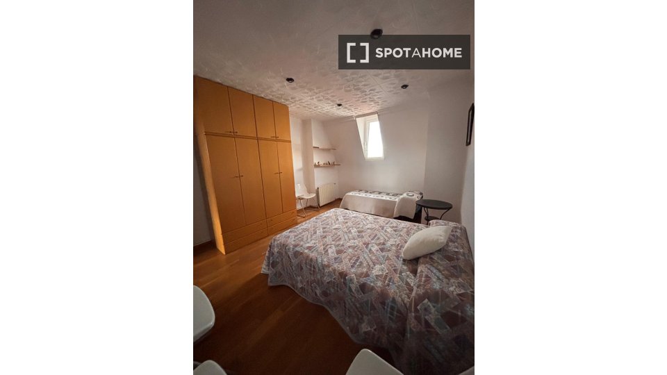 Double room Barcelona, 2 beds — photo 3