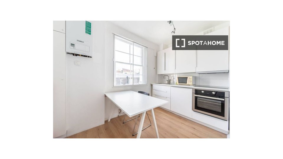 Apartment London, 2 beds, 46m² — photo 6