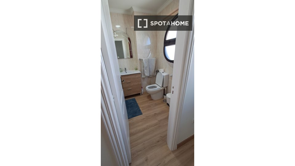 Apartment Santa_Cruz_De_Tenerife, 3 beds, 105m² — photo 3