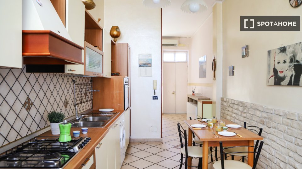 Apartment Naples, 1 bed — photo 4