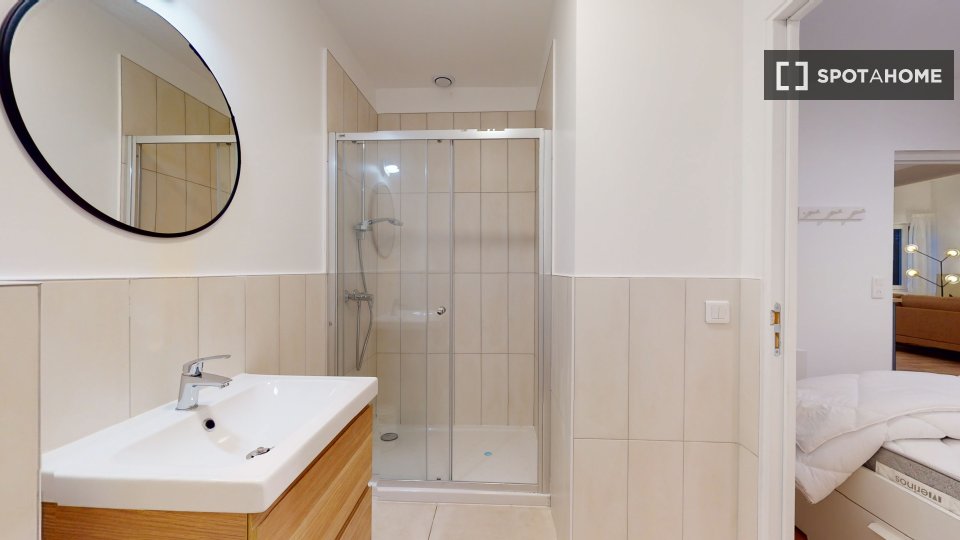 Double room Paris, 26 beds — photo 23