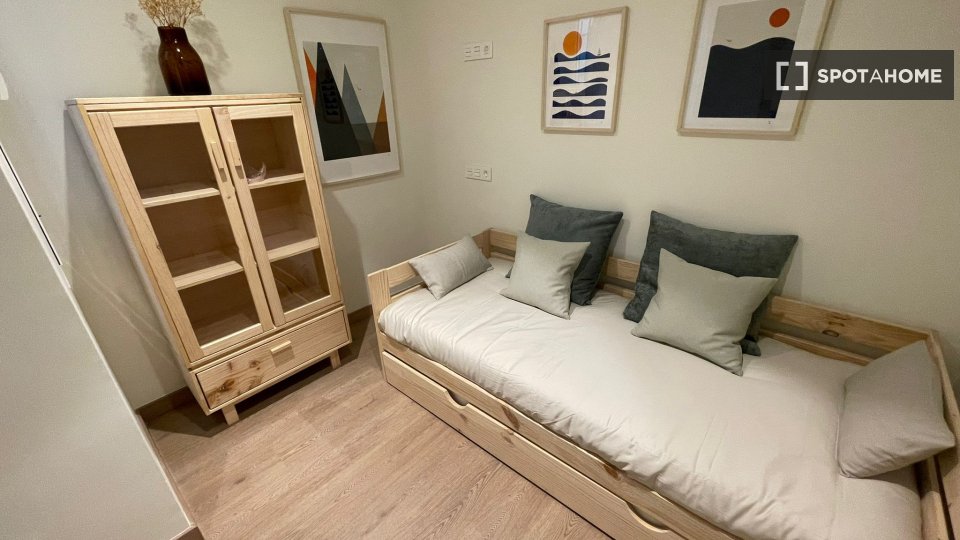 Apartment Madrid, 2 beds, 72m² — photo 5