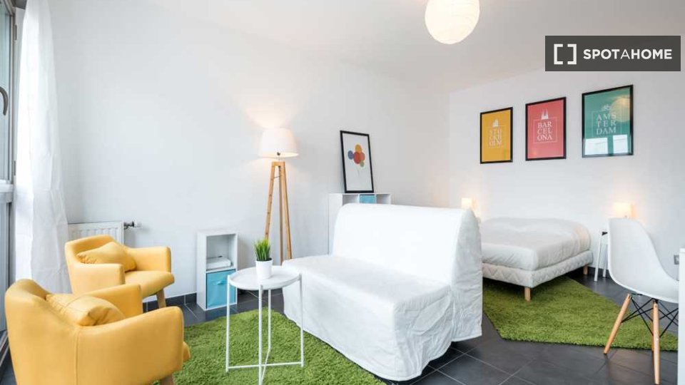 Double room Lyon, 4 beds, 90m² — photo 1