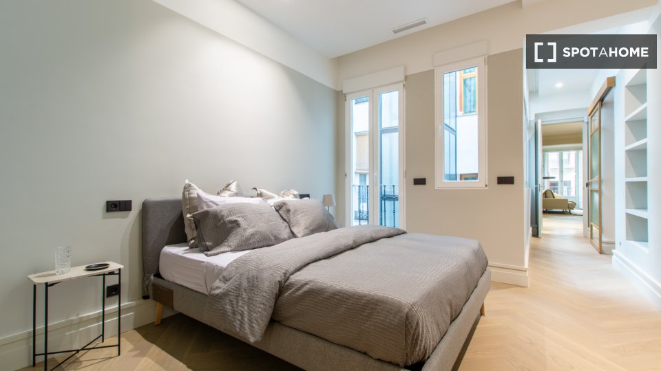 Apartment Madrid, 2 beds, 147m² — photo 3