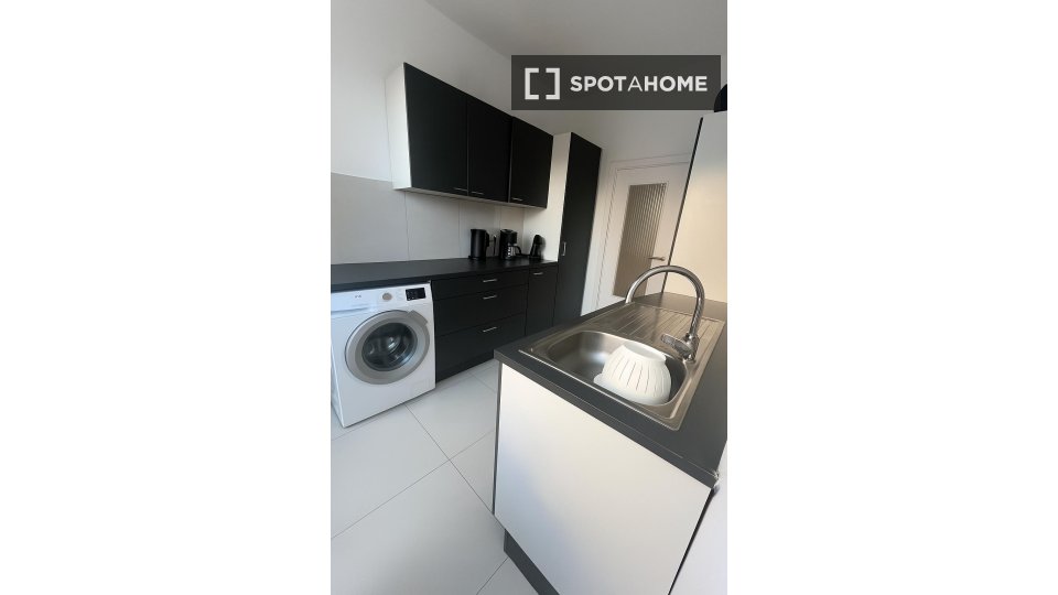 Apartment Brussels, 2 beds, 70m² — photo 1