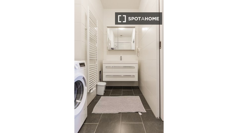 Apartment Vienna, 1 bed, 35m² — photo 1