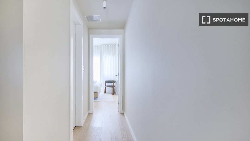 Apartment Lisbon, 1 bed — photo 17