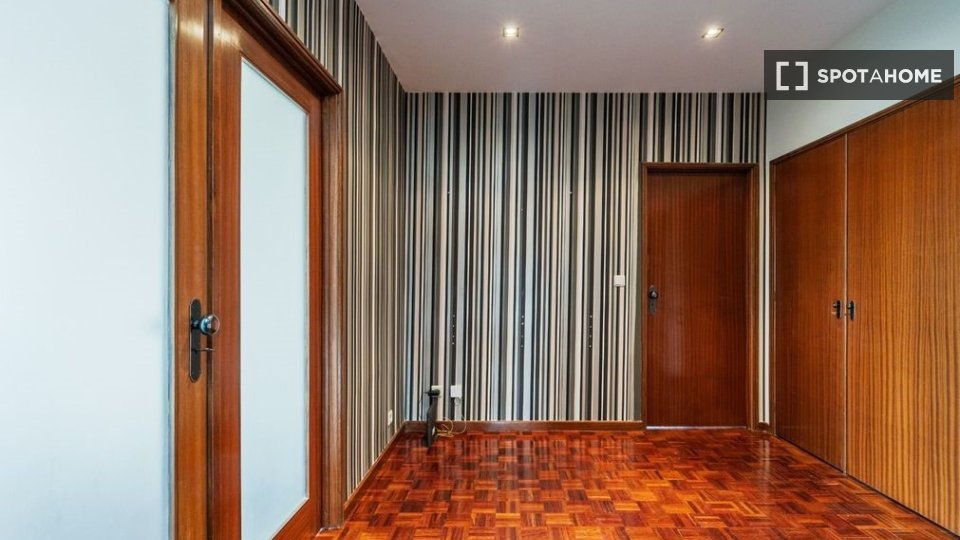 Double room Porto, 5 beds, 180m² — photo 14