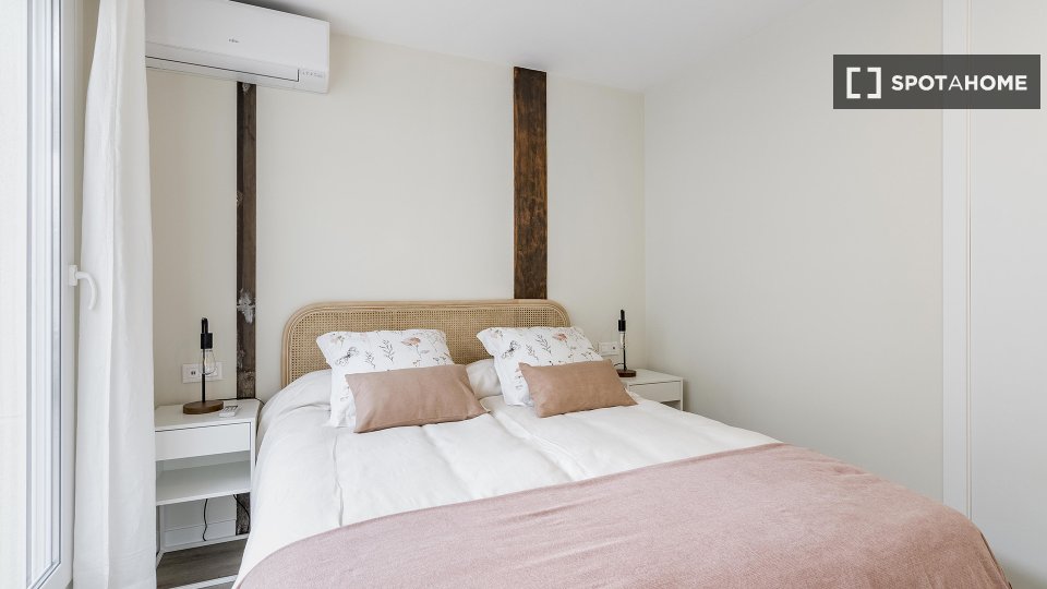 Apartment Madrid, 1 bed, 50m² — photo 1