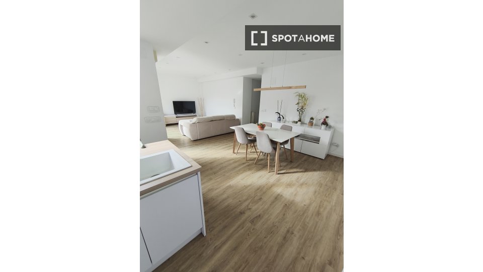 Apartment Valencia, 3 beds, 135m² — photo 7