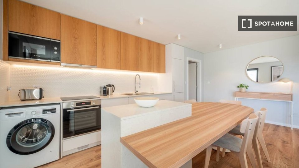Apartment Lisbon, 2 beds — photo 9