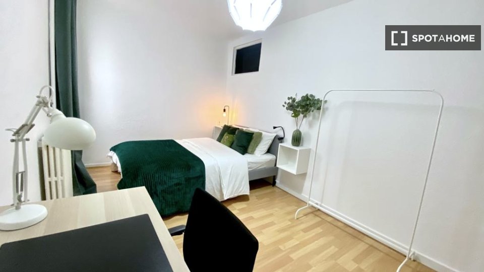 Double room Madrid, 5 beds — photo 2
