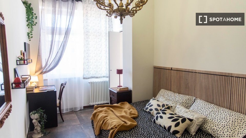 Double room Rome, 4 beds — photo 15
