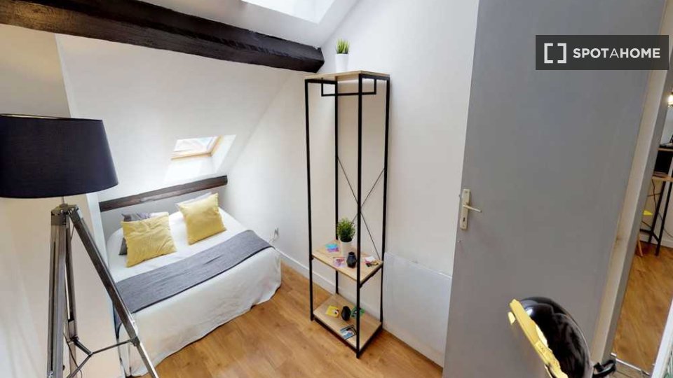 Double room Lyon, 3 beds, 60m² — photo 12