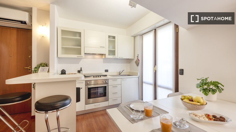 Apartment mono Milan, 28m² — photo 1