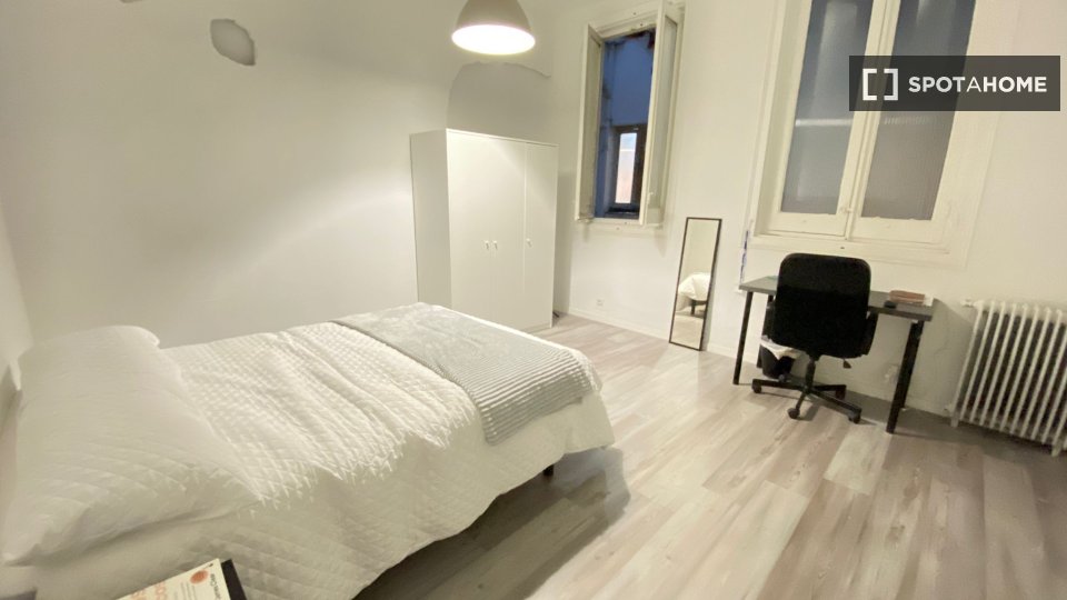 Double room Madrid, 10 beds — photo 19