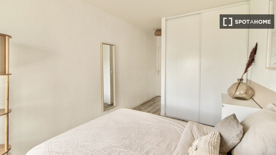 Double room Paris, 5 beds — photo 8