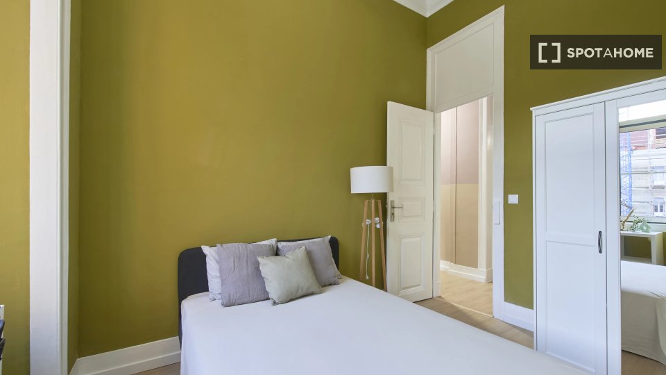 Double room Lisbon, 9 beds — photo 4