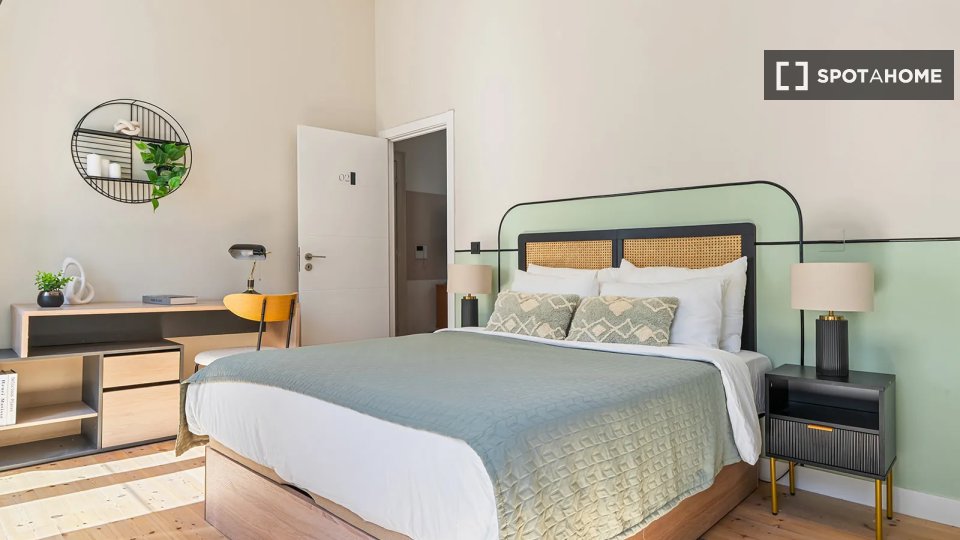 Double room Lisbon, 6 beds — photo 13