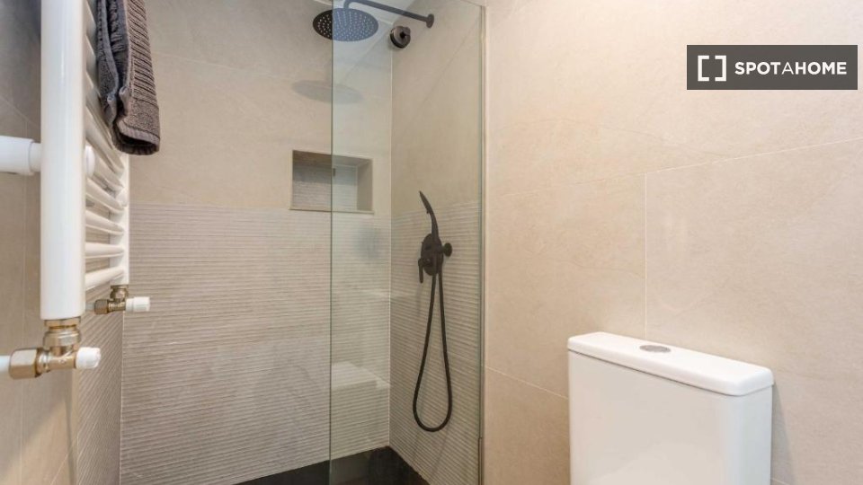Apartment Madrid, 2 beds, 80m² — photo 17